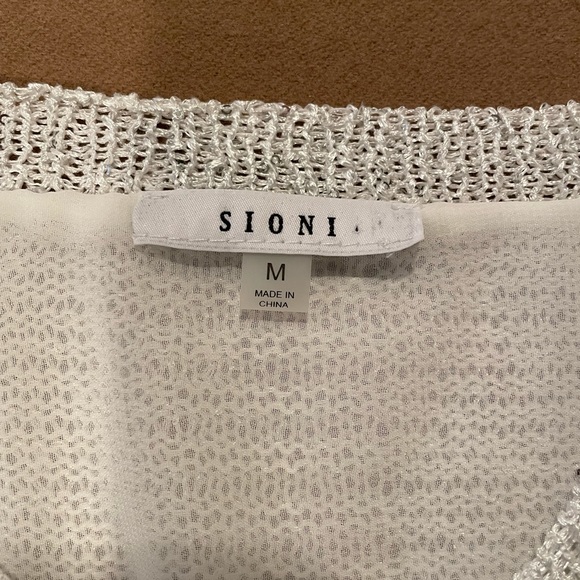 Sioni NWOT White Shimmer Lined Long Sleeved Sweater - Medium - Picture 8 of 10